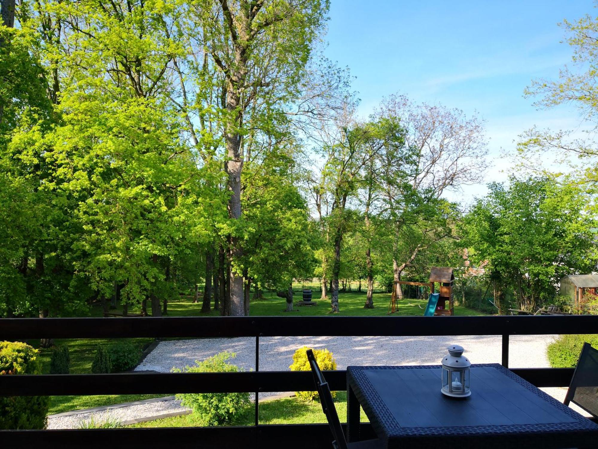 La Rose Des Vents Bed & Breakfast Saint-Germain-sur-Morin Exterior photo